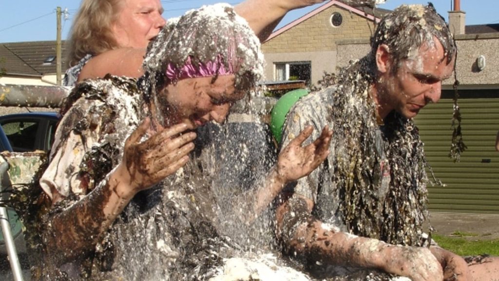 عجیب‌ترین سنت‌های عروسی جهان 